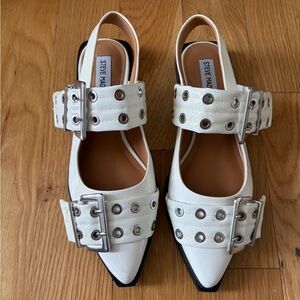 Steve Madden Cream Buckle Flats